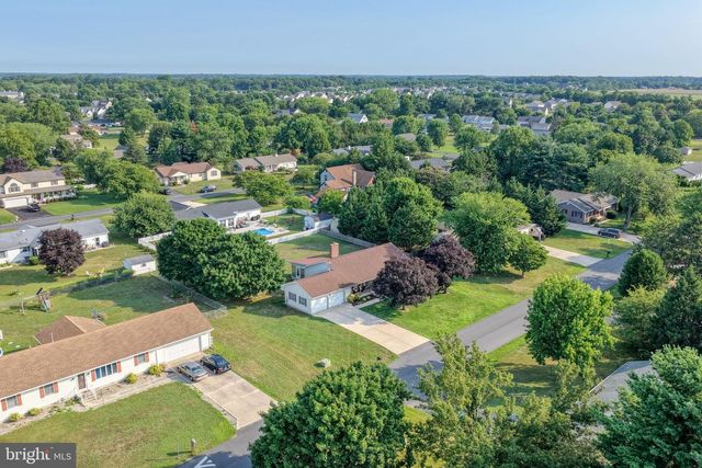 33 VALLEY FORGE DR, Milford, DE 19963
