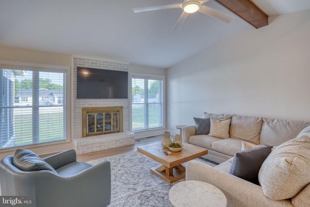 33 VALLEY FORGE DR, Milford, DE 19963
