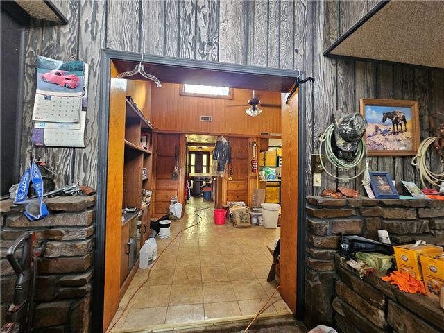 14430 E Highway 264, Lowell, AR 72745