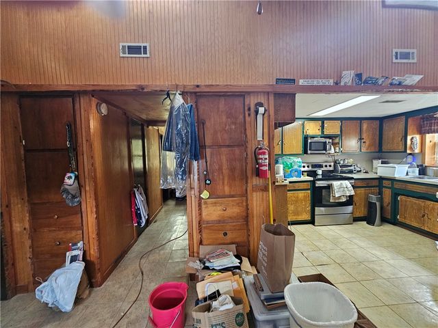 14430 E Highway 264, Lowell, AR 72745