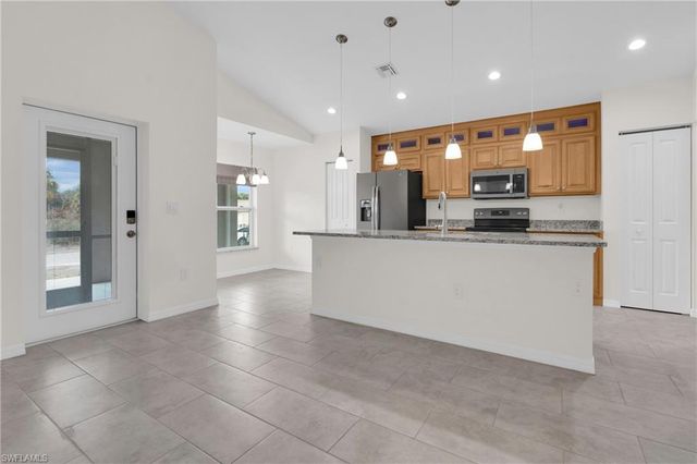 2011 Granada RD, Labelle, FL 33935