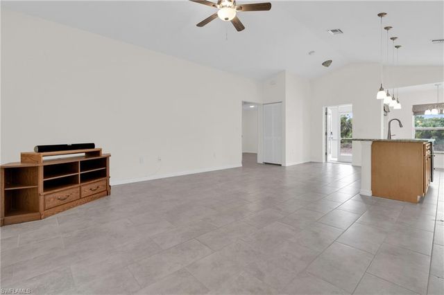 2011 Granada RD, Labelle, FL 33935