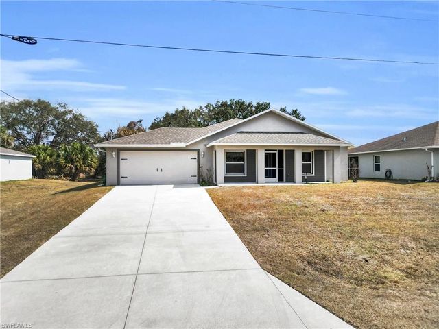 2011 Granada RD, Labelle, FL 33935