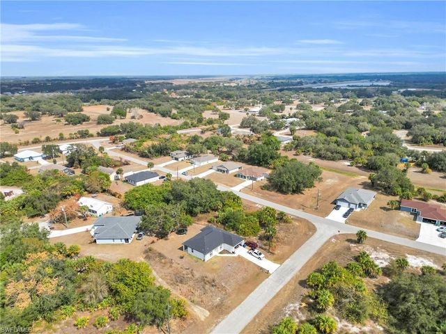 2011 Granada RD, Labelle, FL 33935