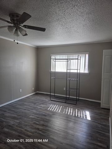 7812 Royal Lane C, Dallas, TX 75230