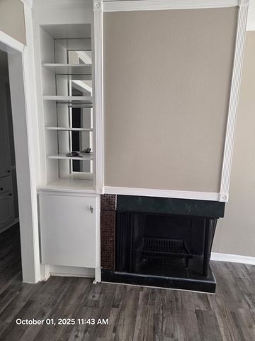 7812 Royal Lane C, Dallas, TX 75230