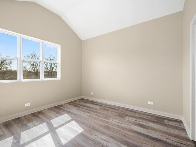 2855 W Arthington Street, Chicago, IL 60612