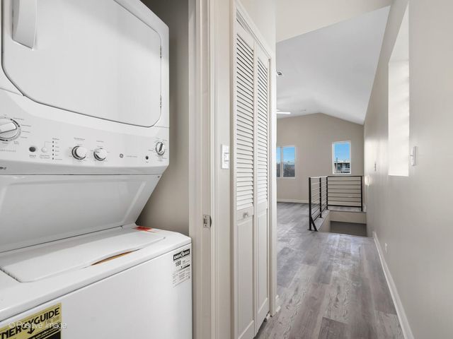 2855 W Arthington Street, Chicago, IL 60612