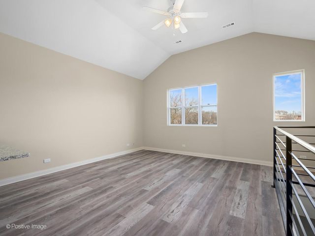 2855 W Arthington Street, Chicago, IL 60612