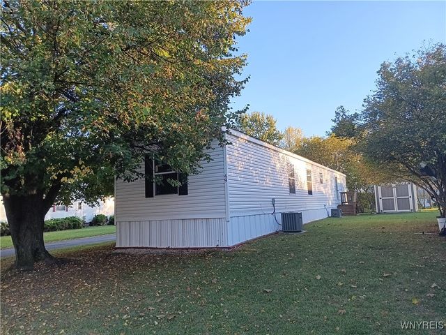 49 Sandybrook Drive, Hamlin, NY 14464