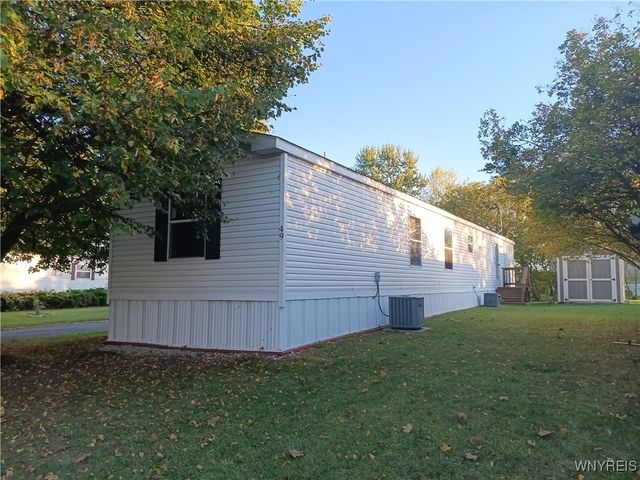 49 Sandybrook Drive, Hamlin, NY 14464