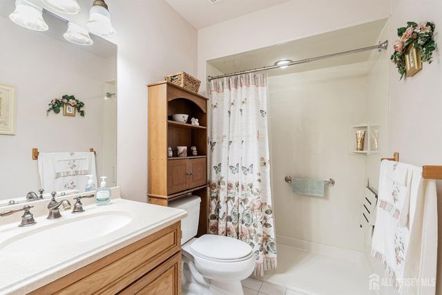 49 Stockport Drive, Toms River, NJ 08757