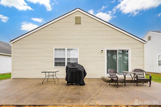 49 Stockport Drive, Toms River, NJ 08757