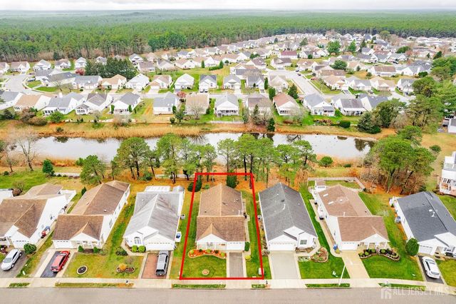 49 Stockport Drive, Toms River, NJ 08757