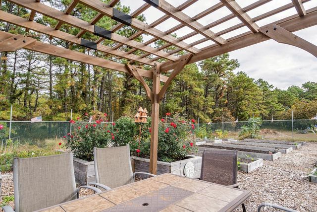 49 Stockport Drive, Toms River, NJ 08757