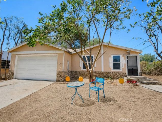 3067 Carl, Riverside, CA 92507