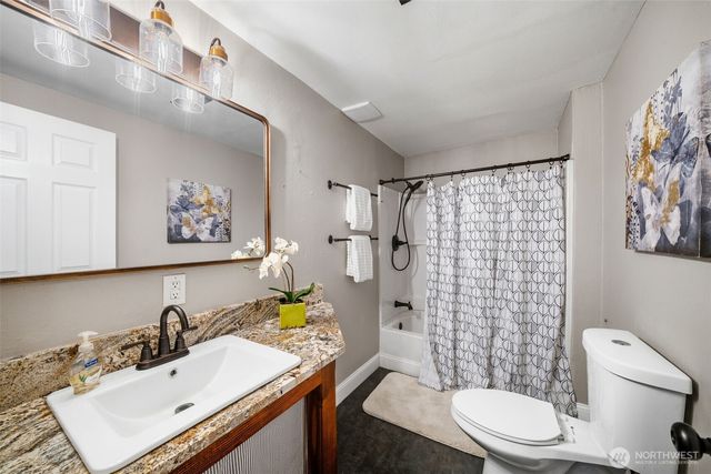 3401 Ida Jane Road SE, Olympia, WA 98503