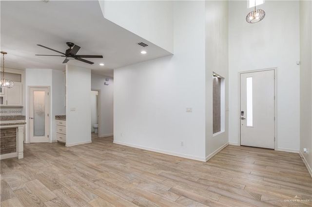 1927 Sunset Drive, Mission, TX 78572