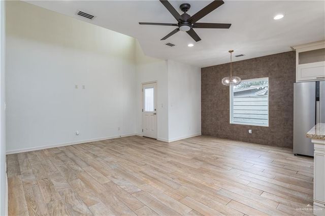 1927 Sunset Drive, Mission, TX 78572