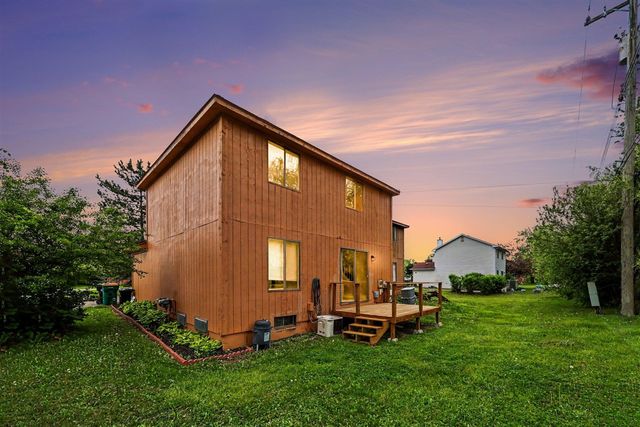 23227 Middlebelt Road, Farmington, MI 48336