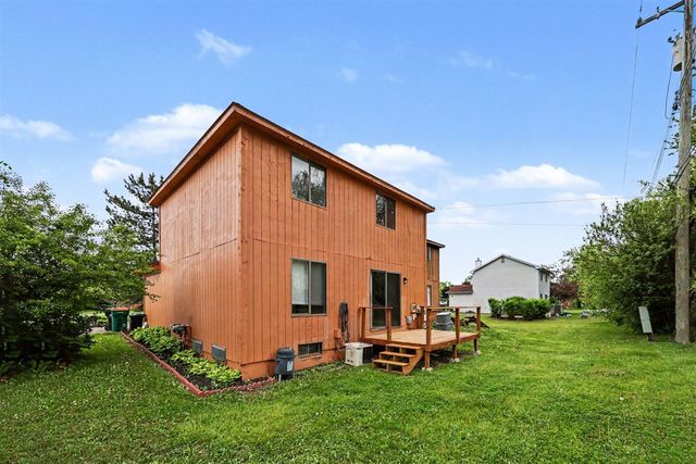 23227 Middlebelt Road, Farmington, MI 48336