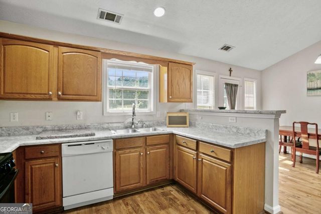 170 Shenandoah Drive, Hiram, GA 30141