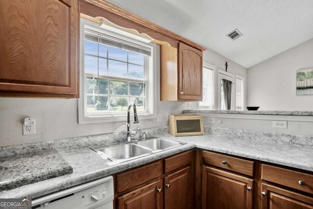 170 Shenandoah Drive, Hiram, GA 30141