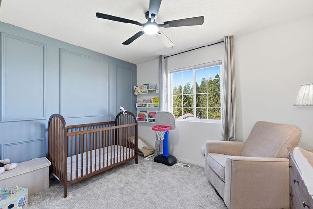 8220 E SOMMERSET Dr, Spokane, WA 99217