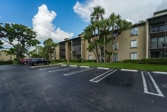 728 Sunny Pine Way A1, Greenacres, FL 33415