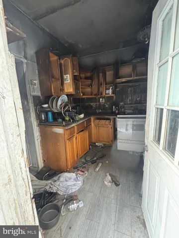 2710 C ST, Philadelphia, PA 19134