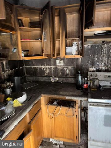 2710 C ST, Philadelphia, PA 19134