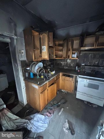 2710 C ST, Philadelphia, PA 19134