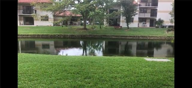9957 NOB HILL Place 9957, Sunrise, FL 33351