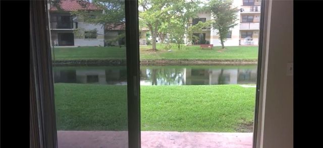 9957 NOB HILL Place 9957, Sunrise, FL 33351