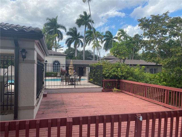 9957 NOB HILL Place 9957, Sunrise, FL 33351
