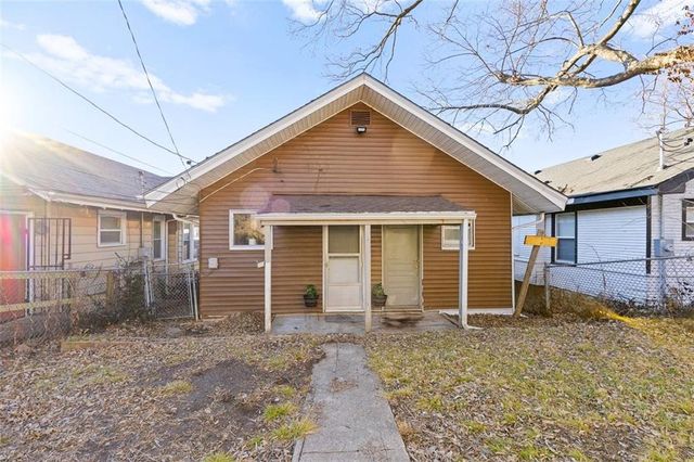 3741 Olive Street, Kansas City, MO 64109