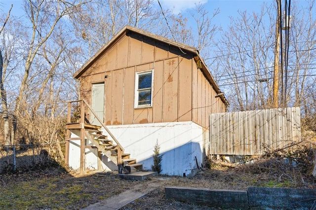 3741 Olive Street, Kansas City, MO 64109