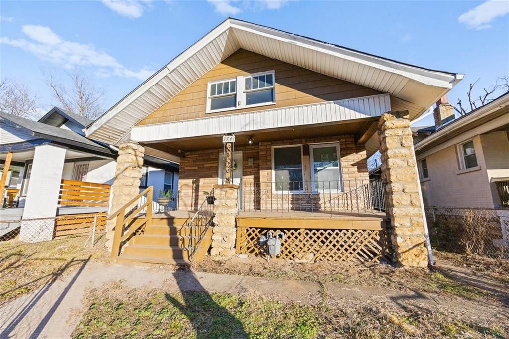 3741 Olive Street, Kansas City, MO 64109