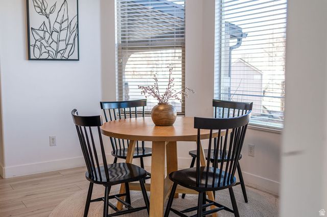 4222 W CHESTNUT VIEW DR DR, South Jordan, UT 84009