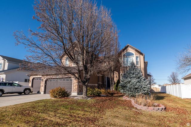 4222 W CHESTNUT VIEW DR DR, South Jordan, UT 84009