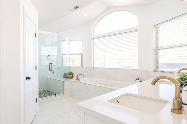 4222 W CHESTNUT VIEW DR DR, South Jordan, UT 84009