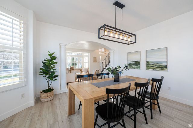 4222 W CHESTNUT VIEW DR DR, South Jordan, UT 84009