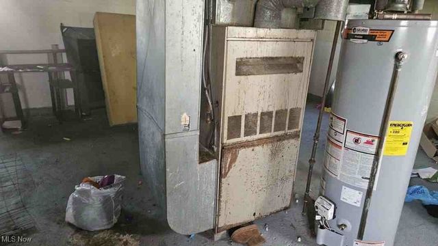 1093 Joy Avenue, Akron, OH 44306