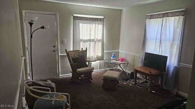 1093 Joy Avenue, Akron, OH 44306