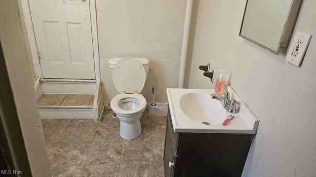 1093 Joy Avenue, Akron, OH 44306