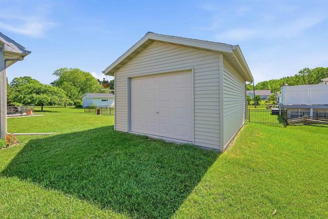 N6253 COUNTY ROAD K, Fond Du Lac, WI 54937