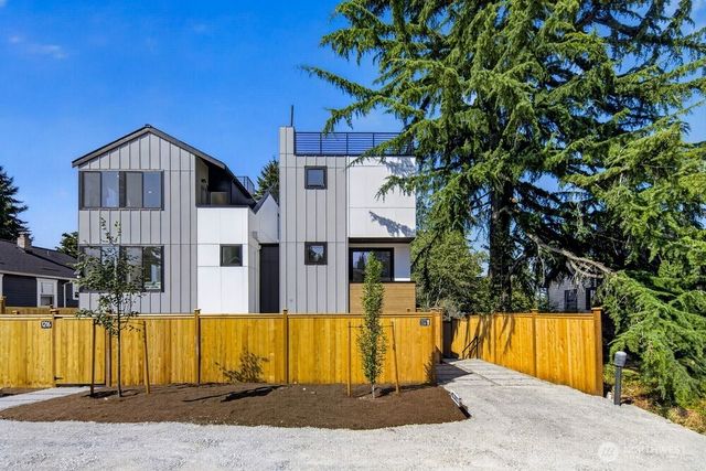 1218 NE 100th Street, Seattle, WA 98102