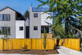 1218 NE 100th Street, Seattle, WA 98102