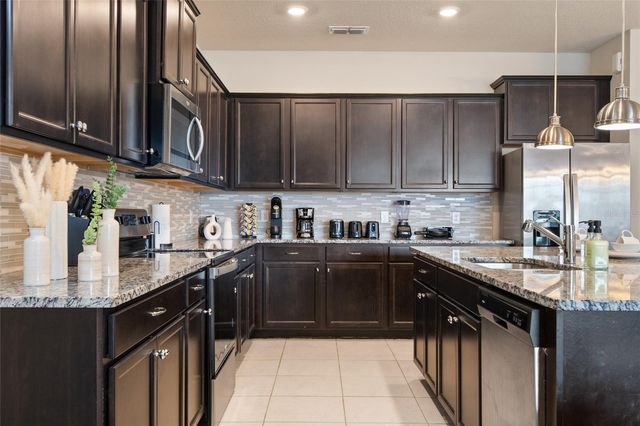 4361 LANA AVENUE, Davenport, FL 33897