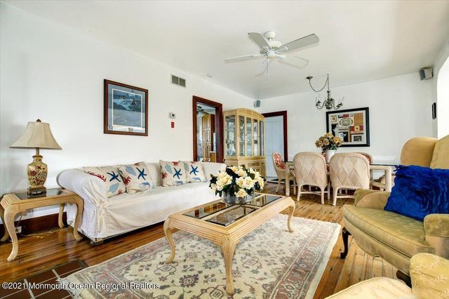 15 Riverview Road, Monmouth Beach, NJ 07750